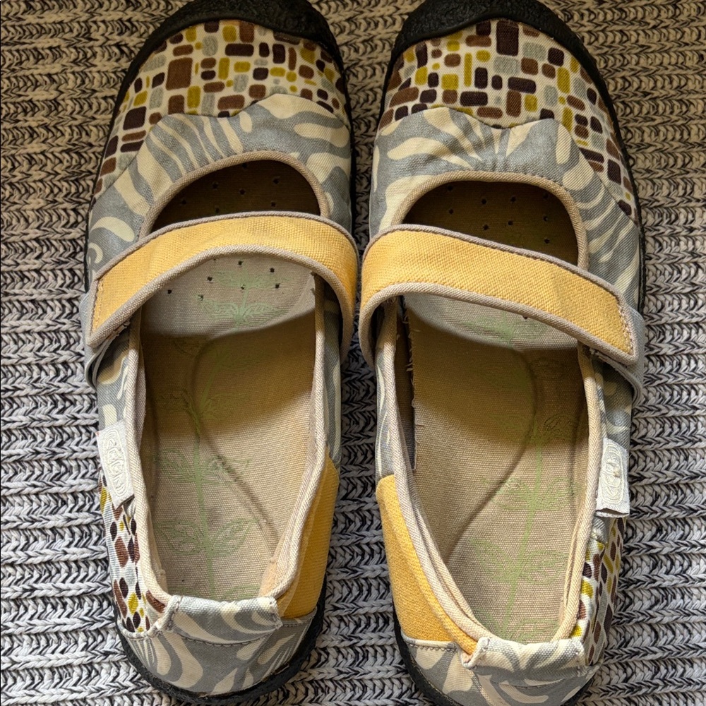 Women’s Keens Mary Jane Shoes in Mustard/Multi-Pattern called Mimosa Harvest - Picture 2 of 9
